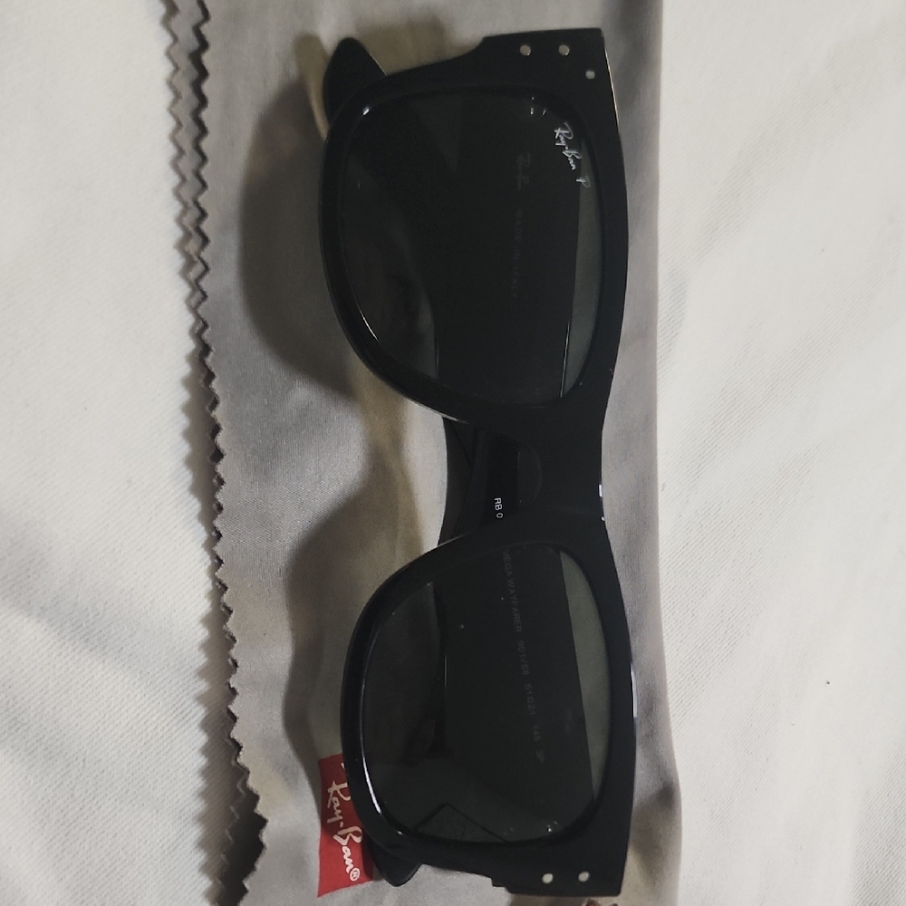 Ray-Ban Mega Wayfarer POLORIZED